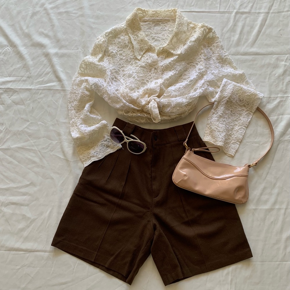Vintage 90's White Rose Lace Button Up